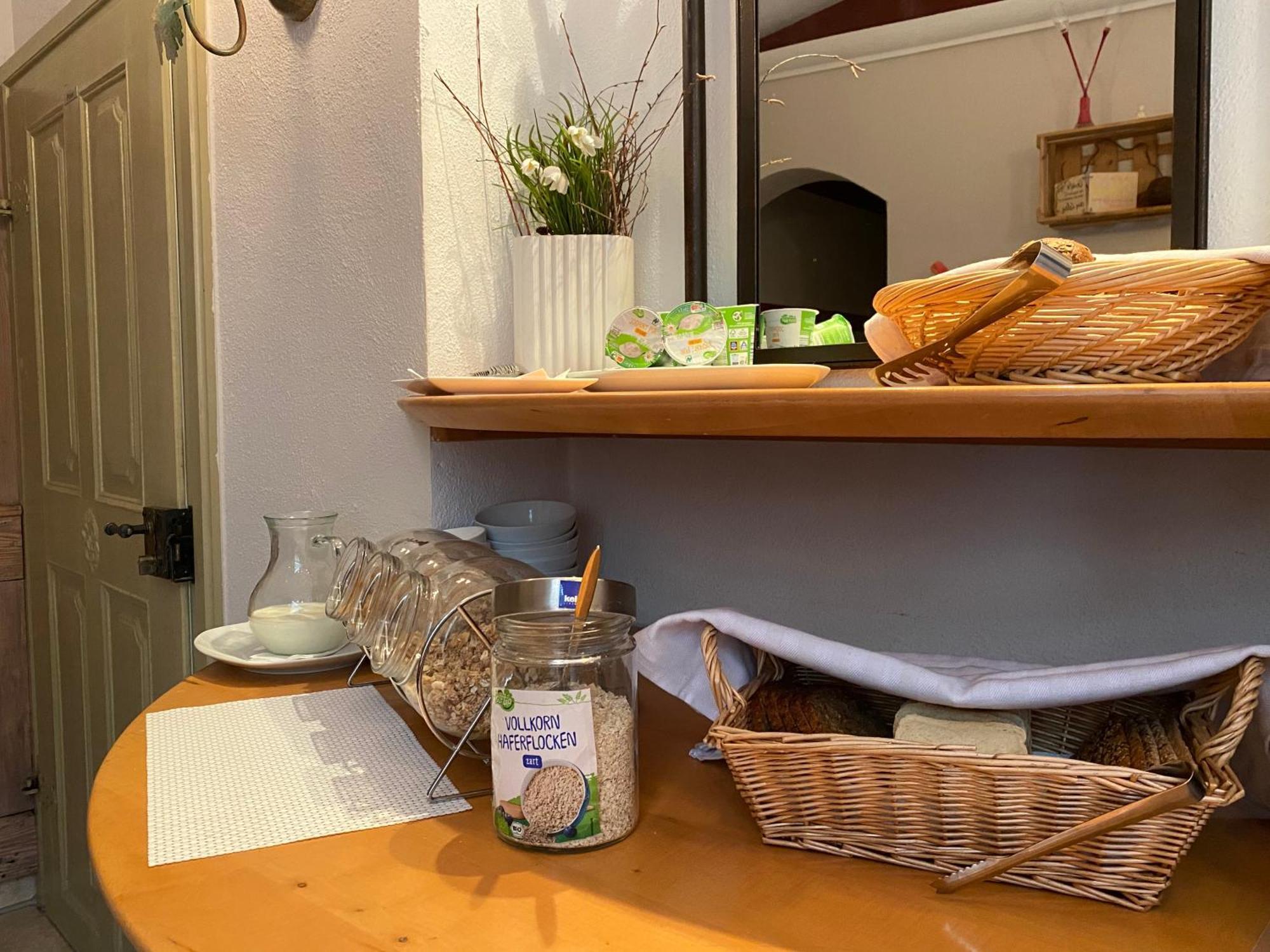 Hotel Weinstube Am Markt Gerolzhofen Luaran gambar