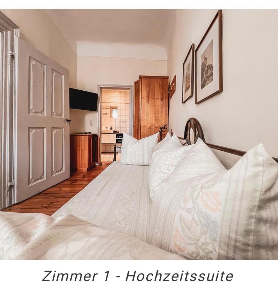 Hotel Weinstube Am Markt Gerolzhofen Luaran gambar