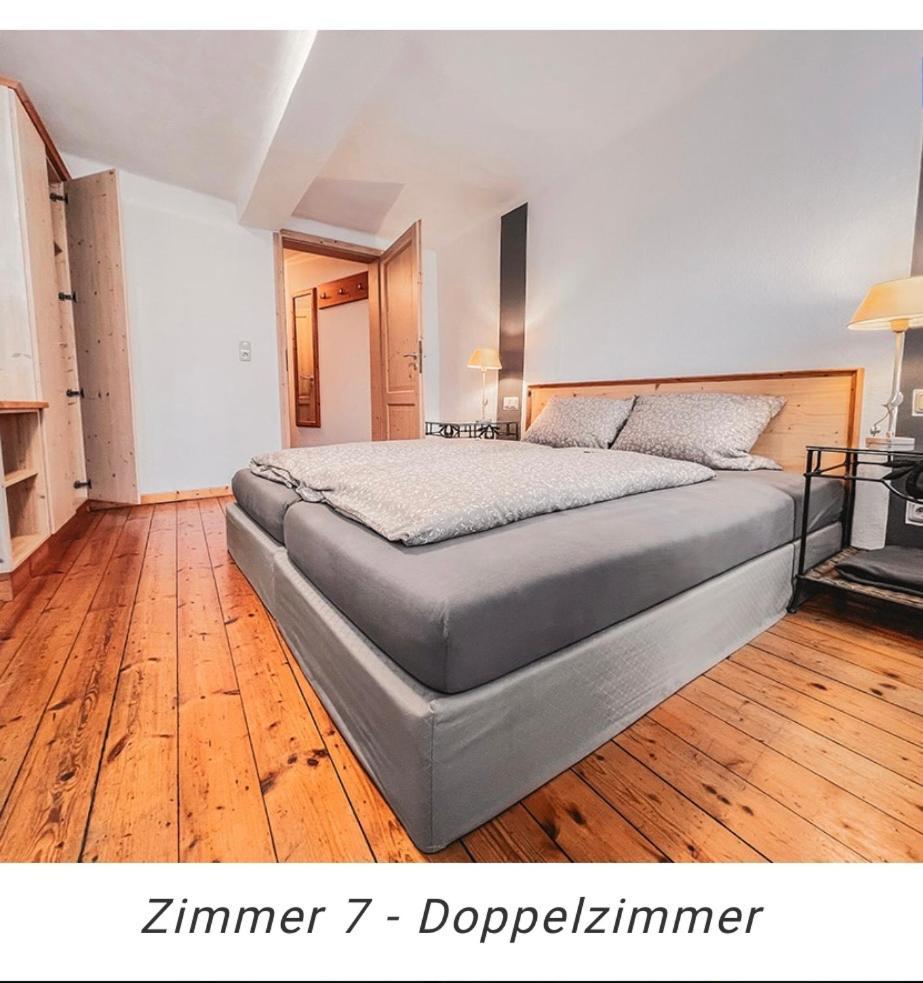 Hotel Weinstube Am Markt Gerolzhofen Luaran gambar