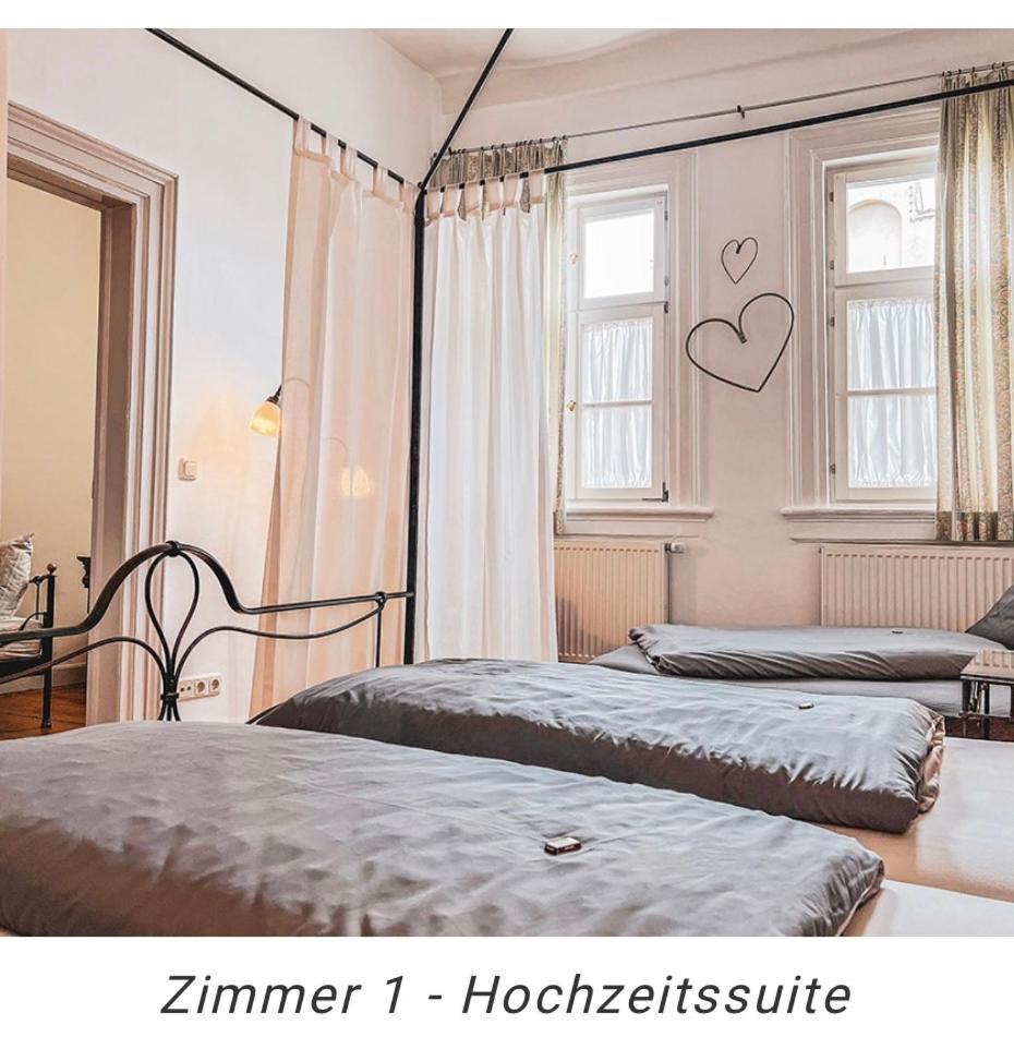 Hotel Weinstube Am Markt Gerolzhofen Luaran gambar
